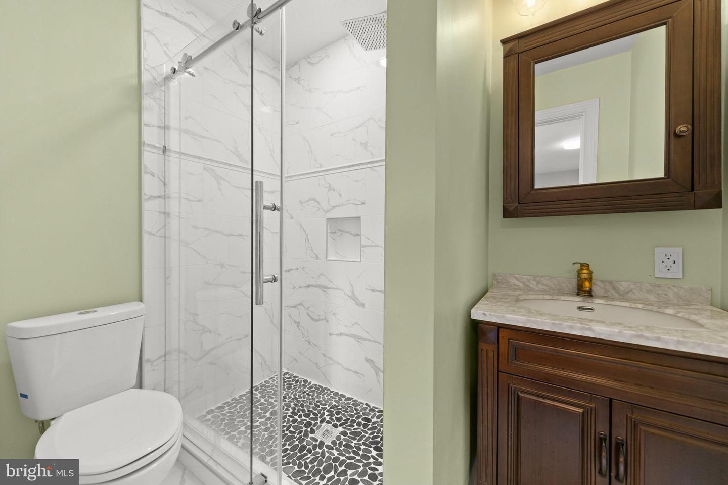 405 SPRING HOLLOW RD, WOODSTOCK, Virginia 22664, 4 Bedrooms Bedrooms, ,4 BathroomsBathrooms,Residential,For sale,405 SPRING HOLLOW RD,VASH2011300 MLS # VASH2011300