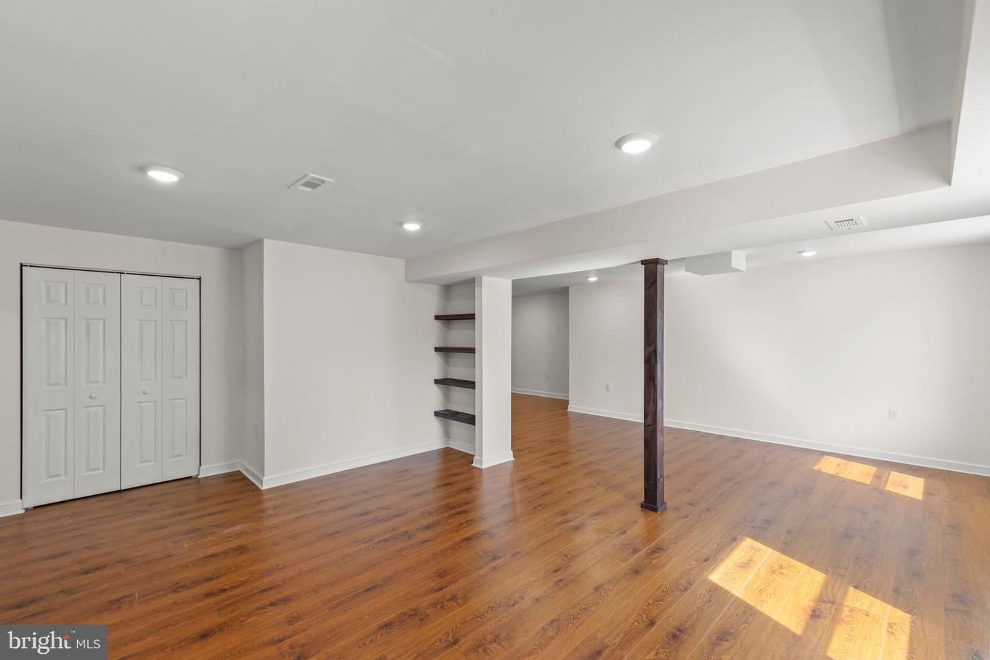 405 SPRING HOLLOW RD, WOODSTOCK, Virginia 22664, 4 Bedrooms Bedrooms, ,4 BathroomsBathrooms,Residential,For sale,405 SPRING HOLLOW RD,VASH2011300 MLS # VASH2011300