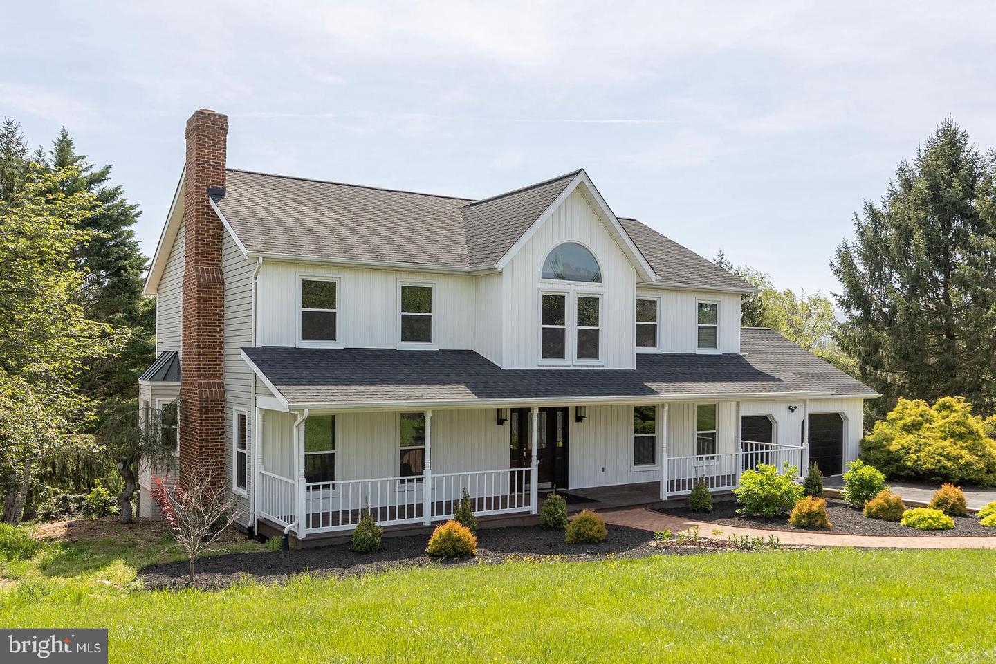 405 SPRING HOLLOW RD, WOODSTOCK, Virginia 22664, 4 Bedrooms Bedrooms, ,4 BathroomsBathrooms,Residential,For sale,405 SPRING HOLLOW RD,VASH2011300 MLS # VASH2011300