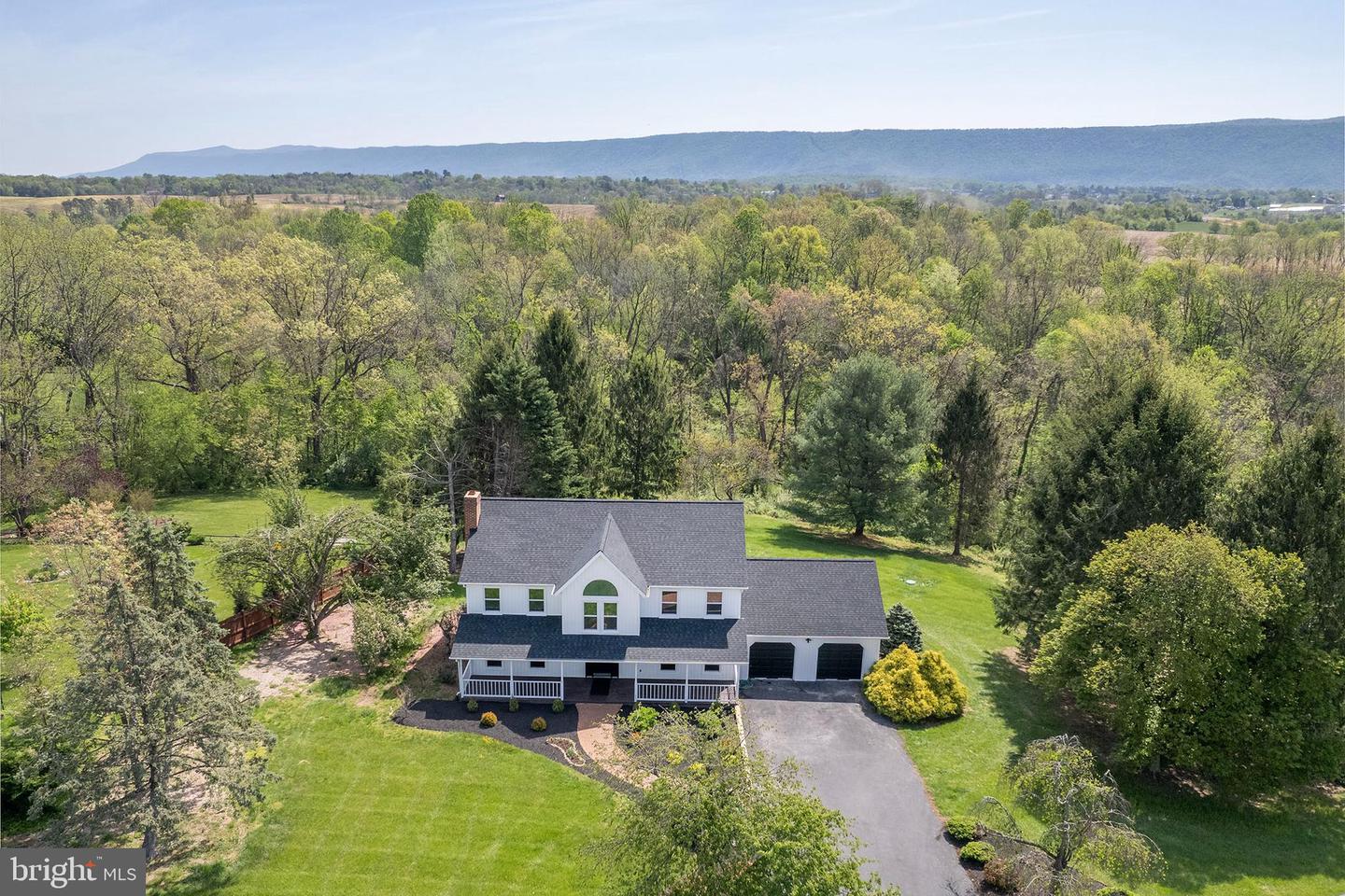 405 SPRING HOLLOW RD, WOODSTOCK, Virginia 22664, 4 Bedrooms Bedrooms, ,4 BathroomsBathrooms,Residential,For sale,405 SPRING HOLLOW RD,VASH2011300 MLS # VASH2011300