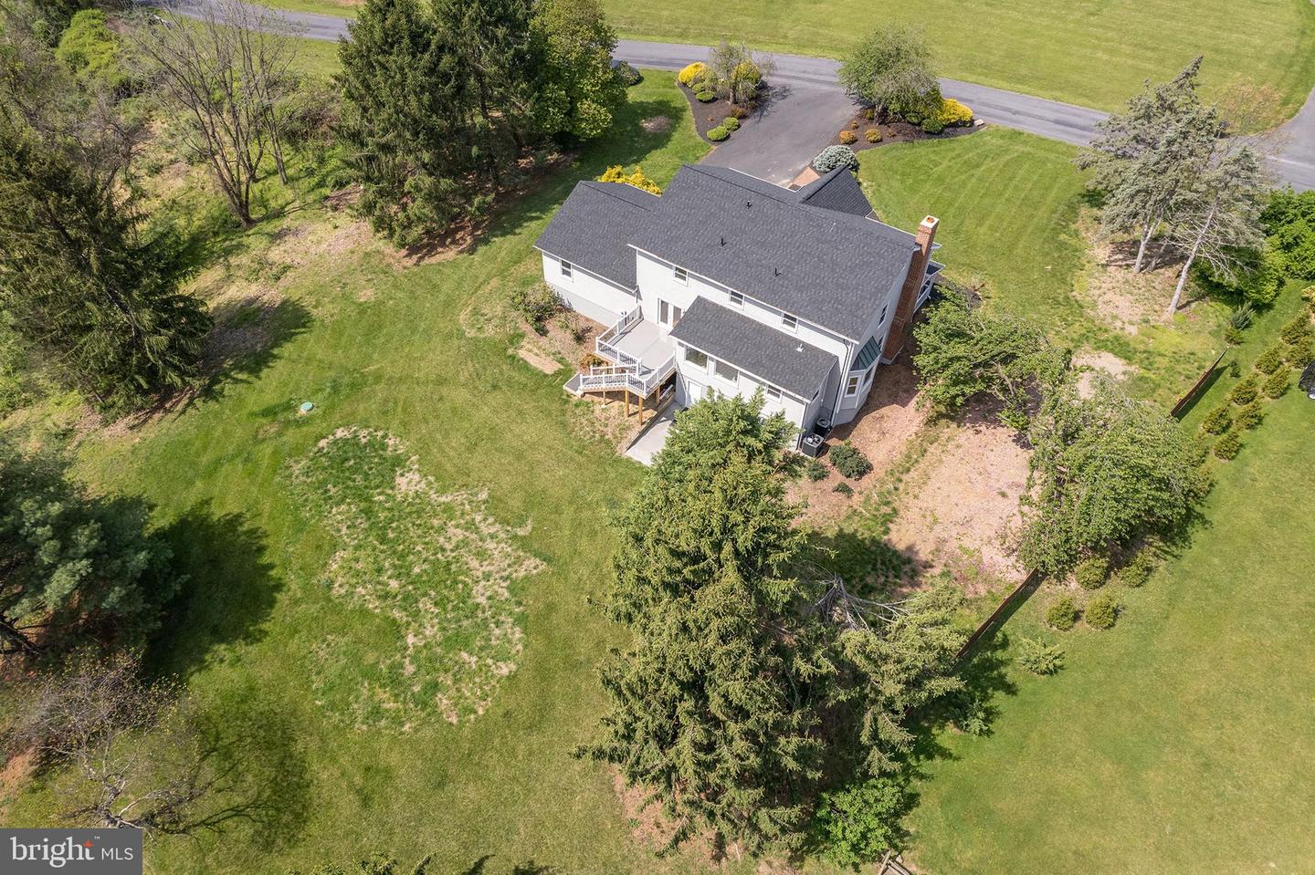 405 SPRING HOLLOW RD, WOODSTOCK, Virginia 22664, 4 Bedrooms Bedrooms, ,4 BathroomsBathrooms,Residential,For sale,405 SPRING HOLLOW RD,VASH2011300 MLS # VASH2011300