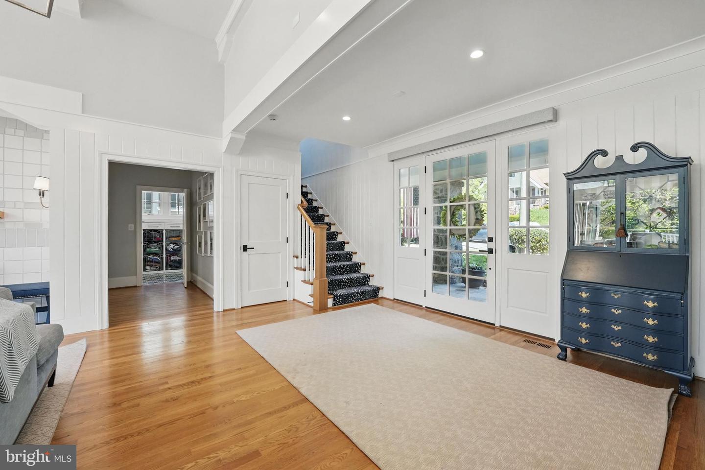 3212 OLIVER ST NW, WASHINGTON, District Of Columbia 20015, 6 Bedrooms Bedrooms, ,5 BathroomsBathrooms,Residential,For sale,3212 OLIVER ST NW,DCDC2198108 MLS # DCDC2198108