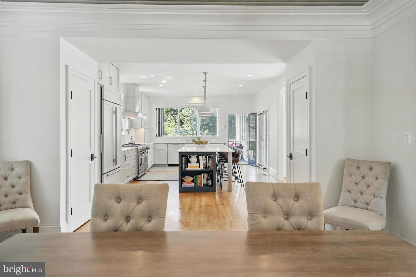 3212 OLIVER ST NW, WASHINGTON, District Of Columbia 20015, 6 Bedrooms Bedrooms, ,5 BathroomsBathrooms,Residential,For sale,3212 OLIVER ST NW,DCDC2198108 MLS # DCDC2198108