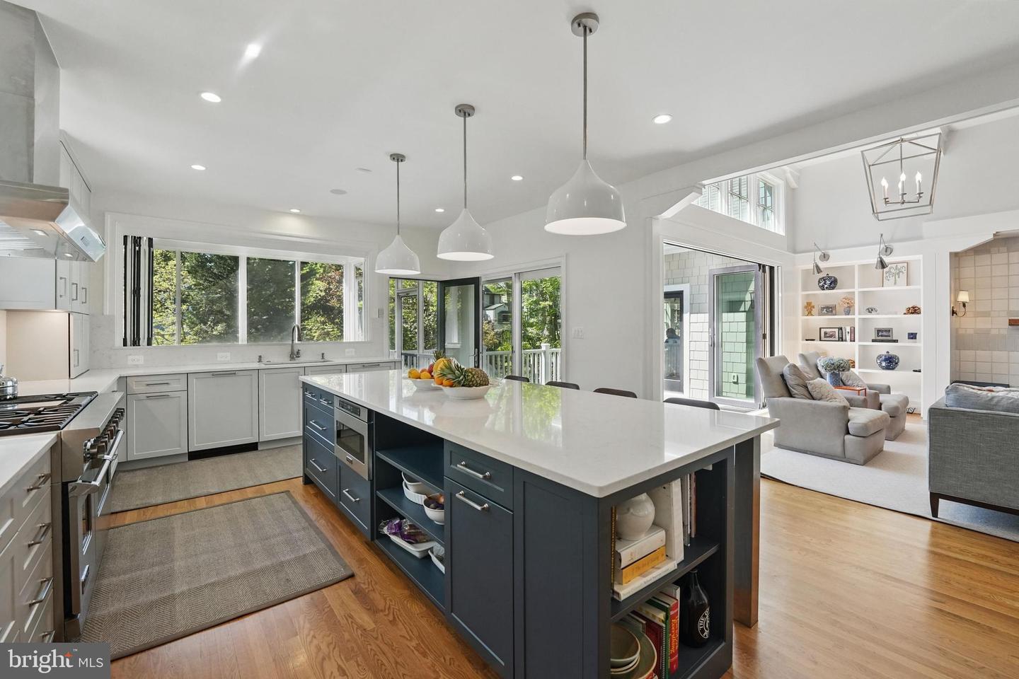3212 OLIVER ST NW, WASHINGTON, District Of Columbia 20015, 6 Bedrooms Bedrooms, ,5 BathroomsBathrooms,Residential,For sale,3212 OLIVER ST NW,DCDC2198108 MLS # DCDC2198108