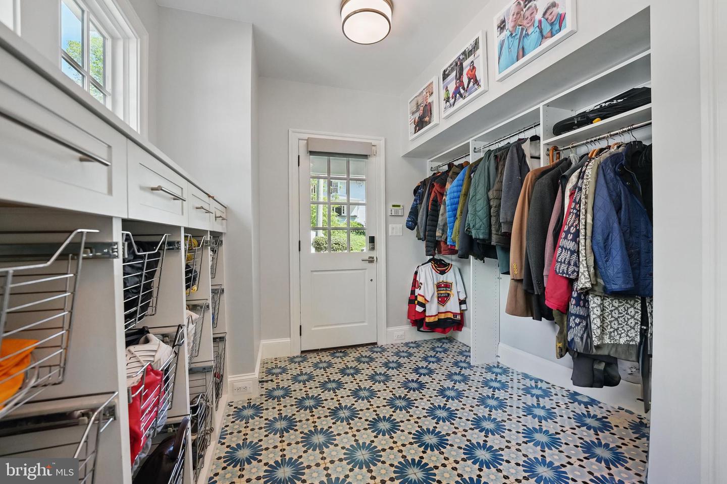 3212 OLIVER ST NW, WASHINGTON, District Of Columbia 20015, 6 Bedrooms Bedrooms, ,5 BathroomsBathrooms,Residential,For sale,3212 OLIVER ST NW,DCDC2198108 MLS # DCDC2198108