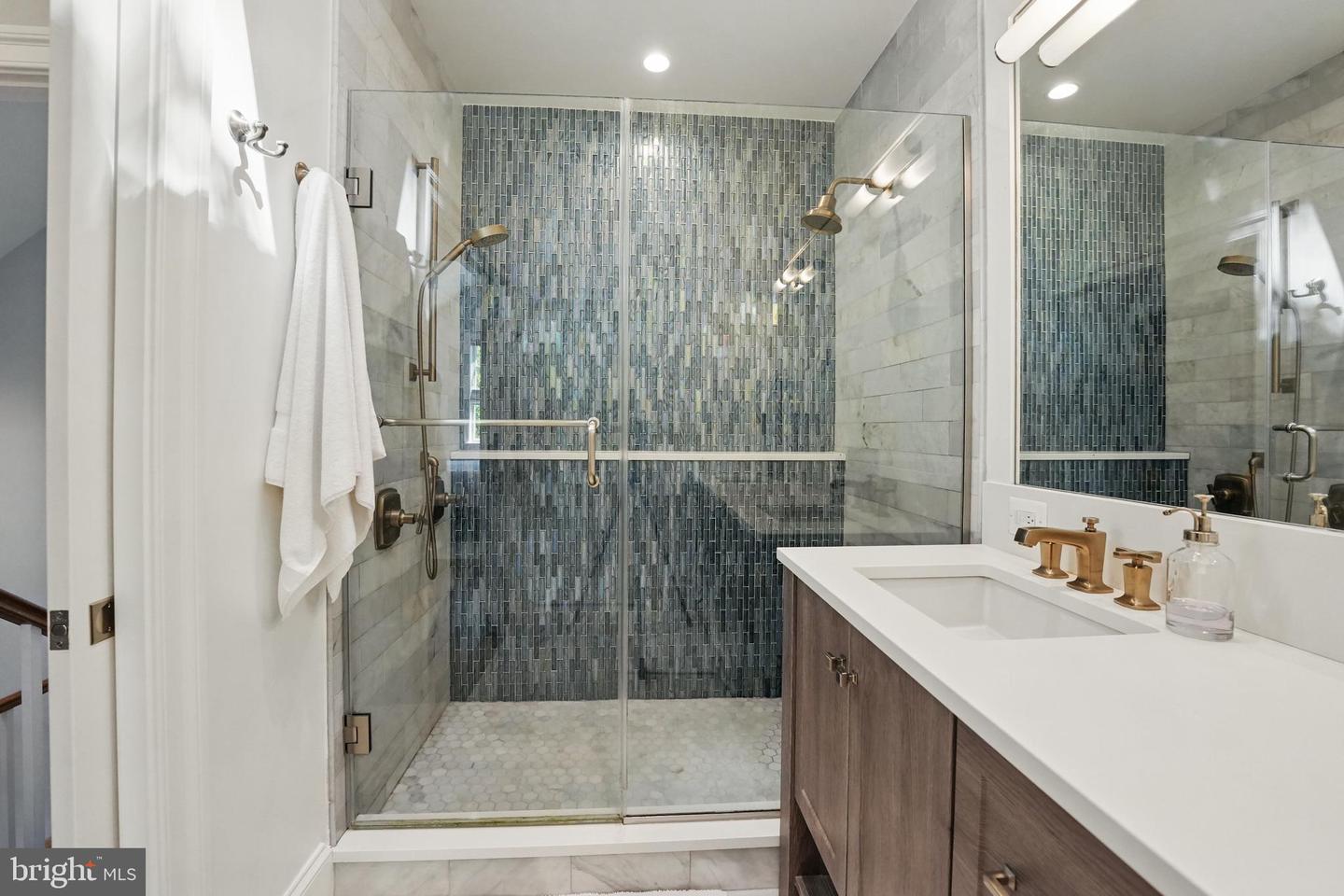 3212 OLIVER ST NW, WASHINGTON, District Of Columbia 20015, 6 Bedrooms Bedrooms, ,5 BathroomsBathrooms,Residential,For sale,3212 OLIVER ST NW,DCDC2198108 MLS # DCDC2198108