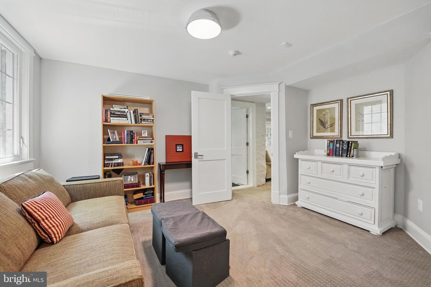 3212 OLIVER ST NW, WASHINGTON, District Of Columbia 20015, 6 Bedrooms Bedrooms, ,5 BathroomsBathrooms,Residential,For sale,3212 OLIVER ST NW,DCDC2198108 MLS # DCDC2198108