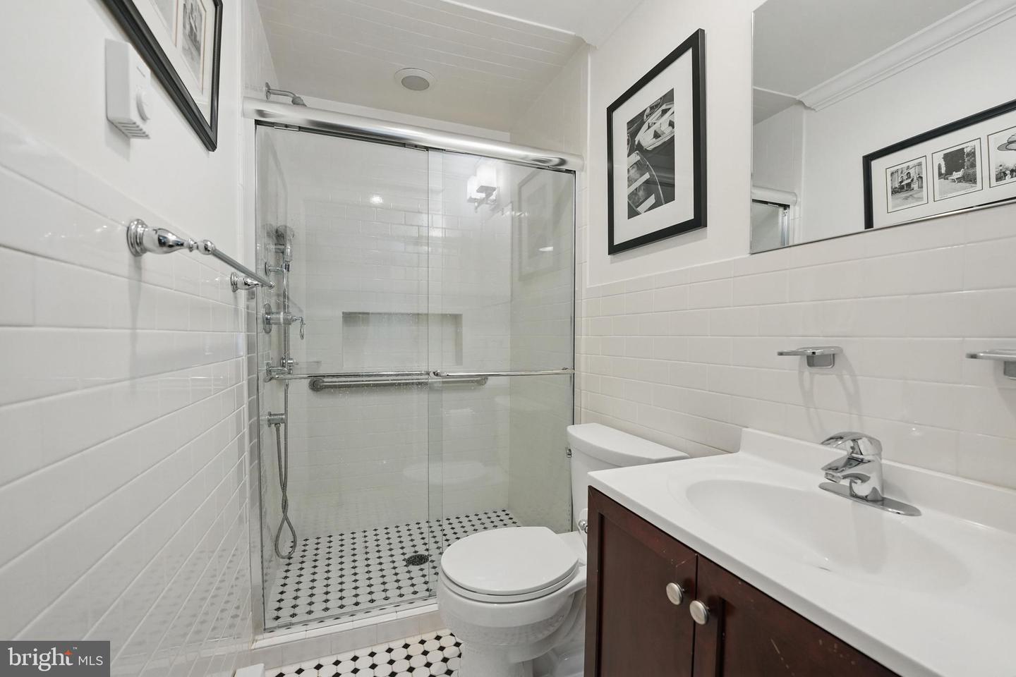 3212 OLIVER ST NW, WASHINGTON, District Of Columbia 20015, 6 Bedrooms Bedrooms, ,5 BathroomsBathrooms,Residential,For sale,3212 OLIVER ST NW,DCDC2198108 MLS # DCDC2198108