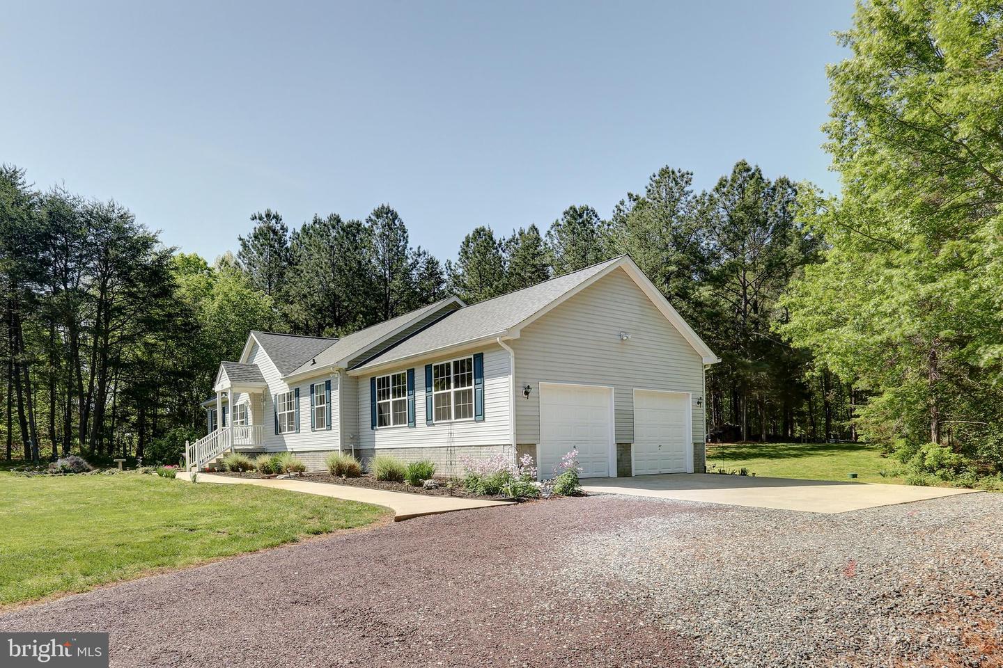 311 PALOMINO DR, LOUISA, Virginia 23093, 3 Bedrooms Bedrooms, 11 Rooms Rooms,2 BathroomsBathrooms,Residential,For sale,311 PALOMINO DR,VALA2007756 MLS # VALA2007756