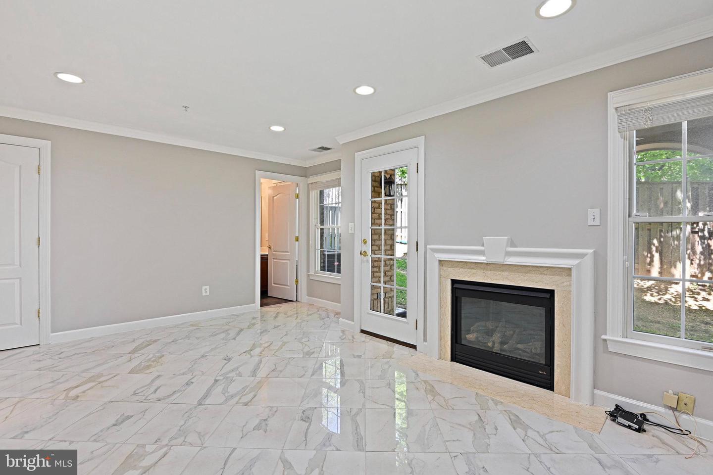 7752 LEGERE CT, MCLEAN, Virginia 22102, 4 Bedrooms Bedrooms, ,4 BathroomsBathrooms,Residential,For sale,7752 LEGERE CT,VAFX2237814 MLS # VAFX2237814