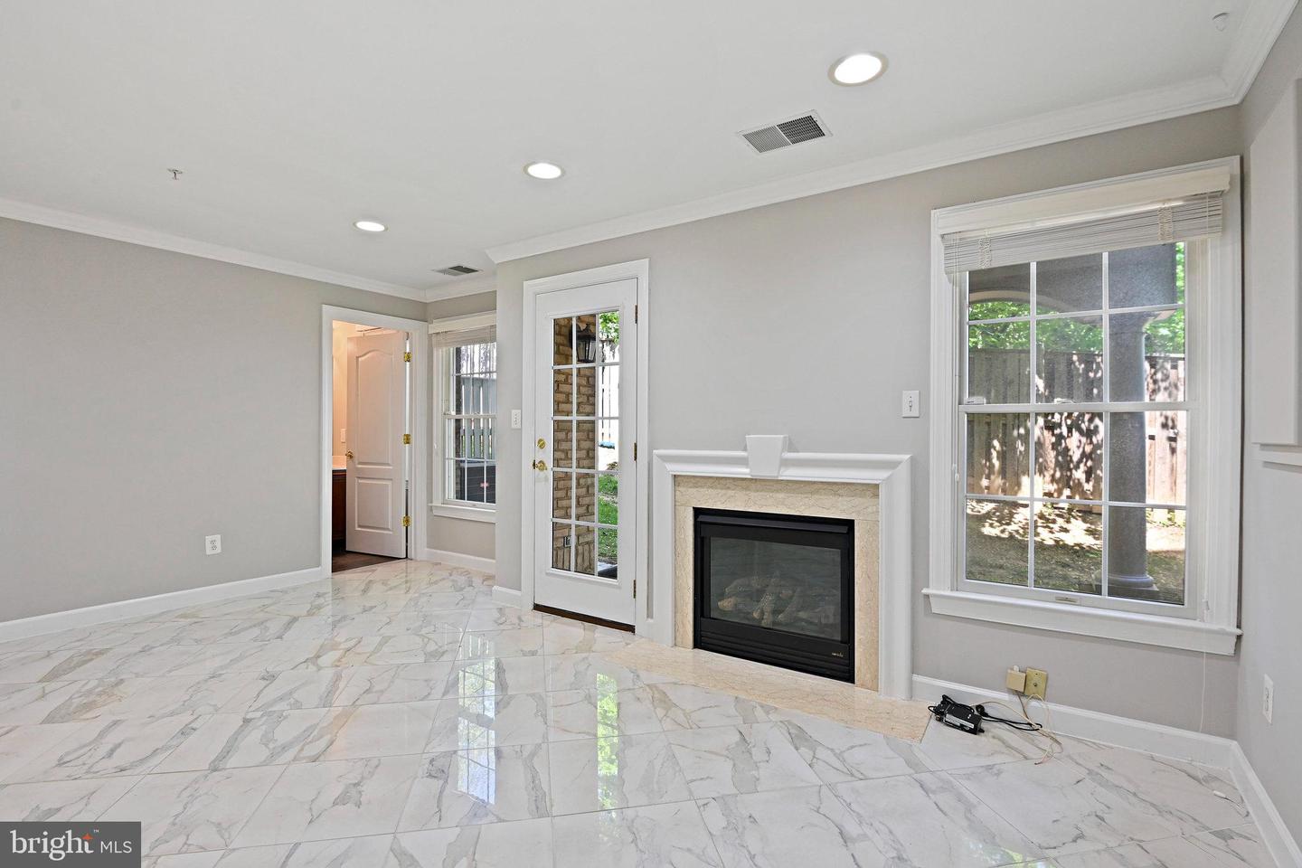 7752 LEGERE CT, MCLEAN, Virginia 22102, 4 Bedrooms Bedrooms, ,4 BathroomsBathrooms,Residential,For sale,7752 LEGERE CT,VAFX2237814 MLS # VAFX2237814