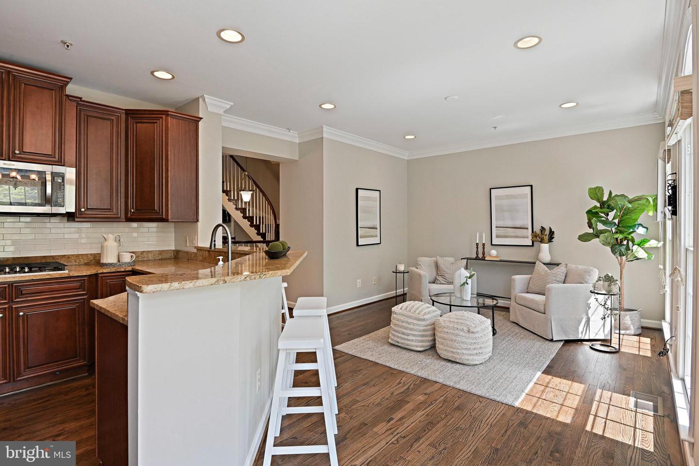 7752 LEGERE CT, MCLEAN, Virginia 22102, 4 Bedrooms Bedrooms, ,4 BathroomsBathrooms,Residential,For sale,7752 LEGERE CT,VAFX2237814 MLS # VAFX2237814