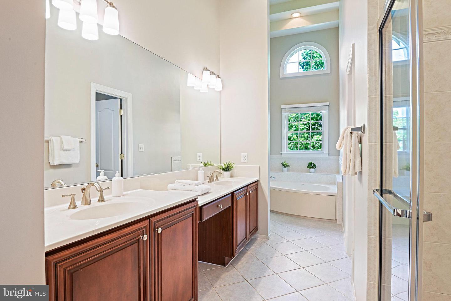 7752 LEGERE CT, MCLEAN, Virginia 22102, 4 Bedrooms Bedrooms, ,4 BathroomsBathrooms,Residential,For sale,7752 LEGERE CT,VAFX2237814 MLS # VAFX2237814