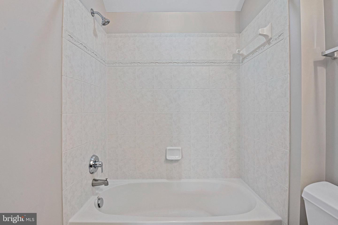 7752 LEGERE CT, MCLEAN, Virginia 22102, 4 Bedrooms Bedrooms, ,4 BathroomsBathrooms,Residential,For sale,7752 LEGERE CT,VAFX2237814 MLS # VAFX2237814