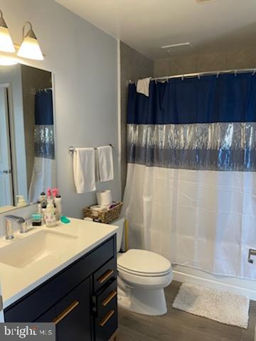 820 N POLLARD ST #912, ARLINGTON, Virginia 22203, 1 Bedroom Bedrooms, 3 Rooms Rooms,1 BathroomBathrooms,Residential,For sale,820 N POLLARD ST #912,VAAR2056828 MLS # VAAR2056828