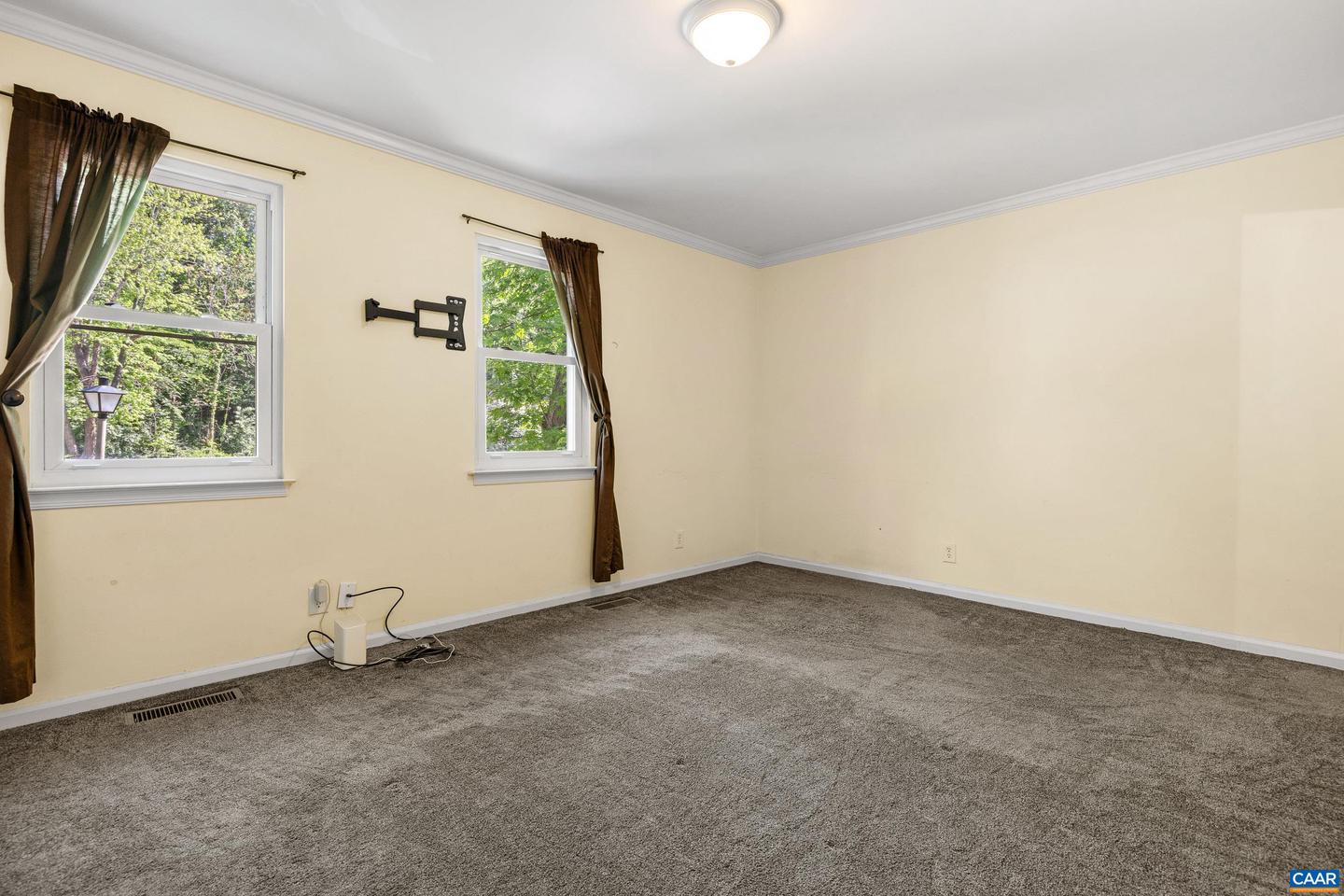150 SCARBOROUGH PL, CHARLOTTESVILLE, Virginia 22903, 4 Bedrooms Bedrooms, ,2 BathroomsBathrooms,Residential,For sale,150 SCARBOROUGH PL,663902 MLS # 663902