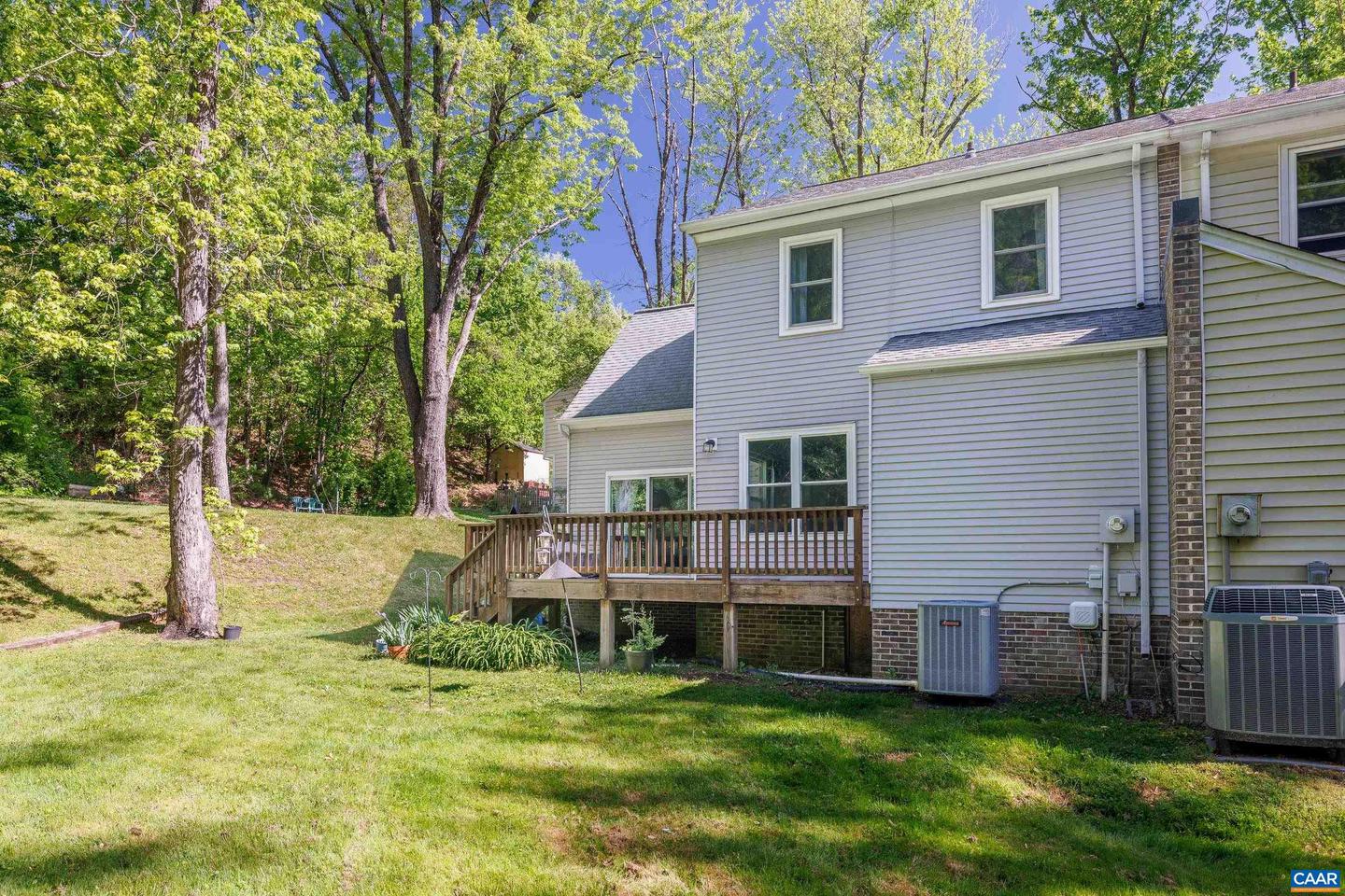 150 SCARBOROUGH PL, CHARLOTTESVILLE, Virginia 22903, 4 Bedrooms Bedrooms, ,2 BathroomsBathrooms,Residential,For sale,150 SCARBOROUGH PL,663902 MLS # 663902