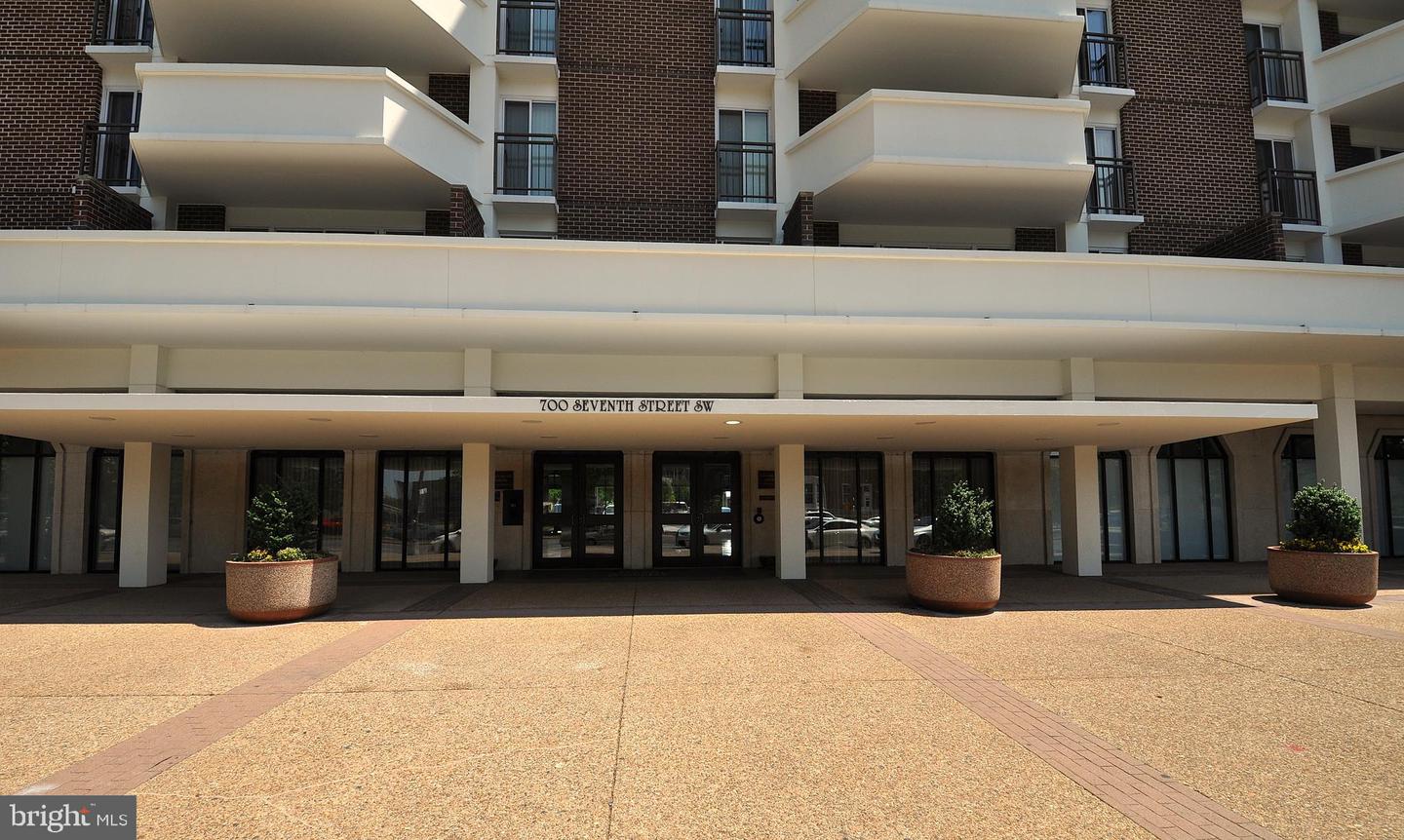 700 7TH ST SW #116, WASHINGTON, District Of Columbia 20024, 1 Bedroom Bedrooms, ,1 BathroomBathrooms,Residential,For sale,700 7TH ST SW #116,DCDC2198284 MLS # DCDC2198284