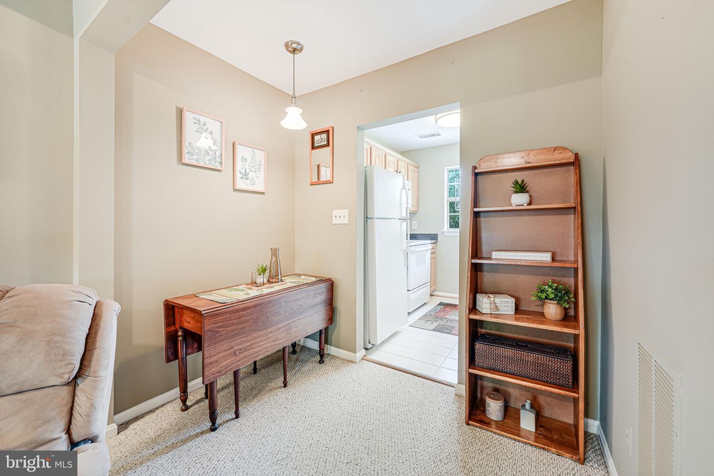 517 BASHFORD LN #5, ALEXANDRIA, Virginia 22314, 1 Bedroom Bedrooms, ,1 BathroomBathrooms,Residential,For sale,517 BASHFORD LN #5,VAAX2044768 MLS # VAAX2044768