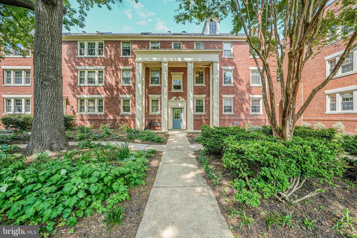 517 BASHFORD LN #5, ALEXANDRIA, Virginia 22314, 1 Bedroom Bedrooms, ,1 BathroomBathrooms,Residential,For sale,517 BASHFORD LN #5,VAAX2044768 MLS # VAAX2044768