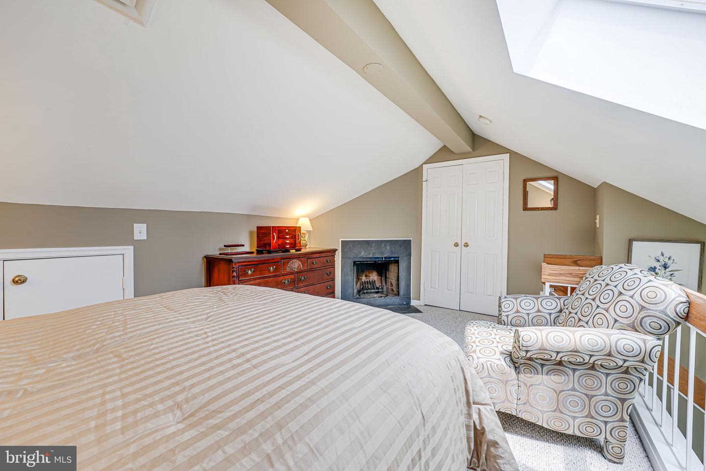 517 BASHFORD LN #5, ALEXANDRIA, Virginia 22314, 1 Bedroom Bedrooms, ,1 BathroomBathrooms,Residential,For sale,517 BASHFORD LN #5,VAAX2044768 MLS # VAAX2044768