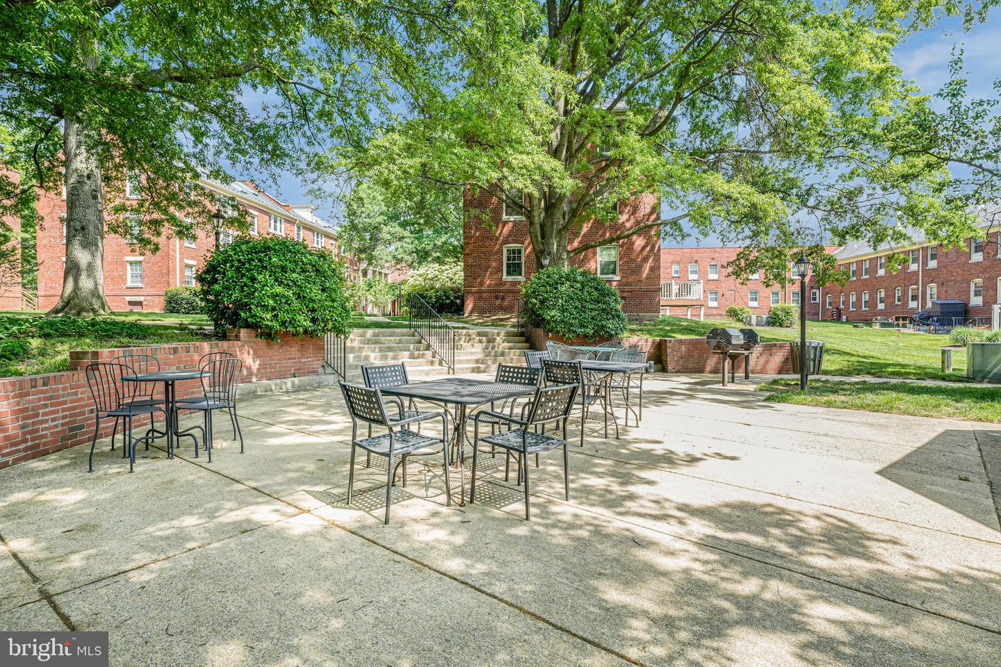 517 BASHFORD LN #5, ALEXANDRIA, Virginia 22314, 1 Bedroom Bedrooms, ,1 BathroomBathrooms,Residential,For sale,517 BASHFORD LN #5,VAAX2044768 MLS # VAAX2044768