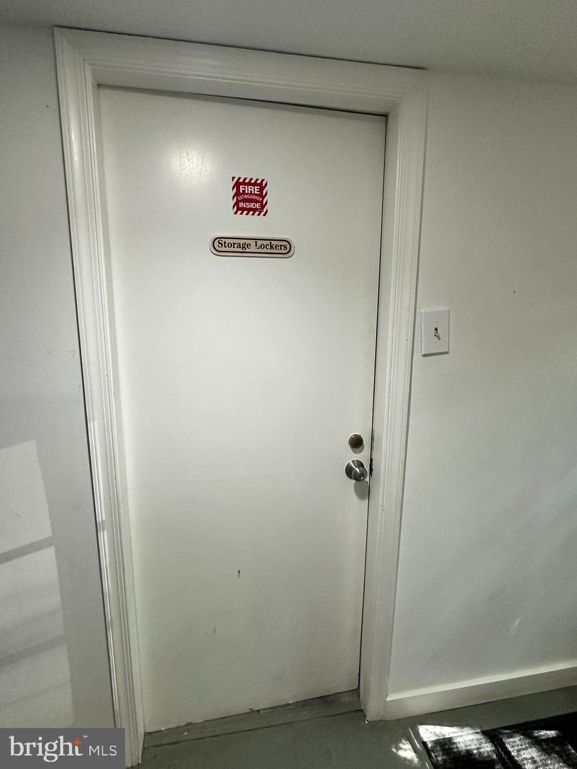 517 BASHFORD LN #5, ALEXANDRIA, Virginia 22314, 1 Bedroom Bedrooms, ,1 BathroomBathrooms,Residential,For sale,517 BASHFORD LN #5,VAAX2044768 MLS # VAAX2044768