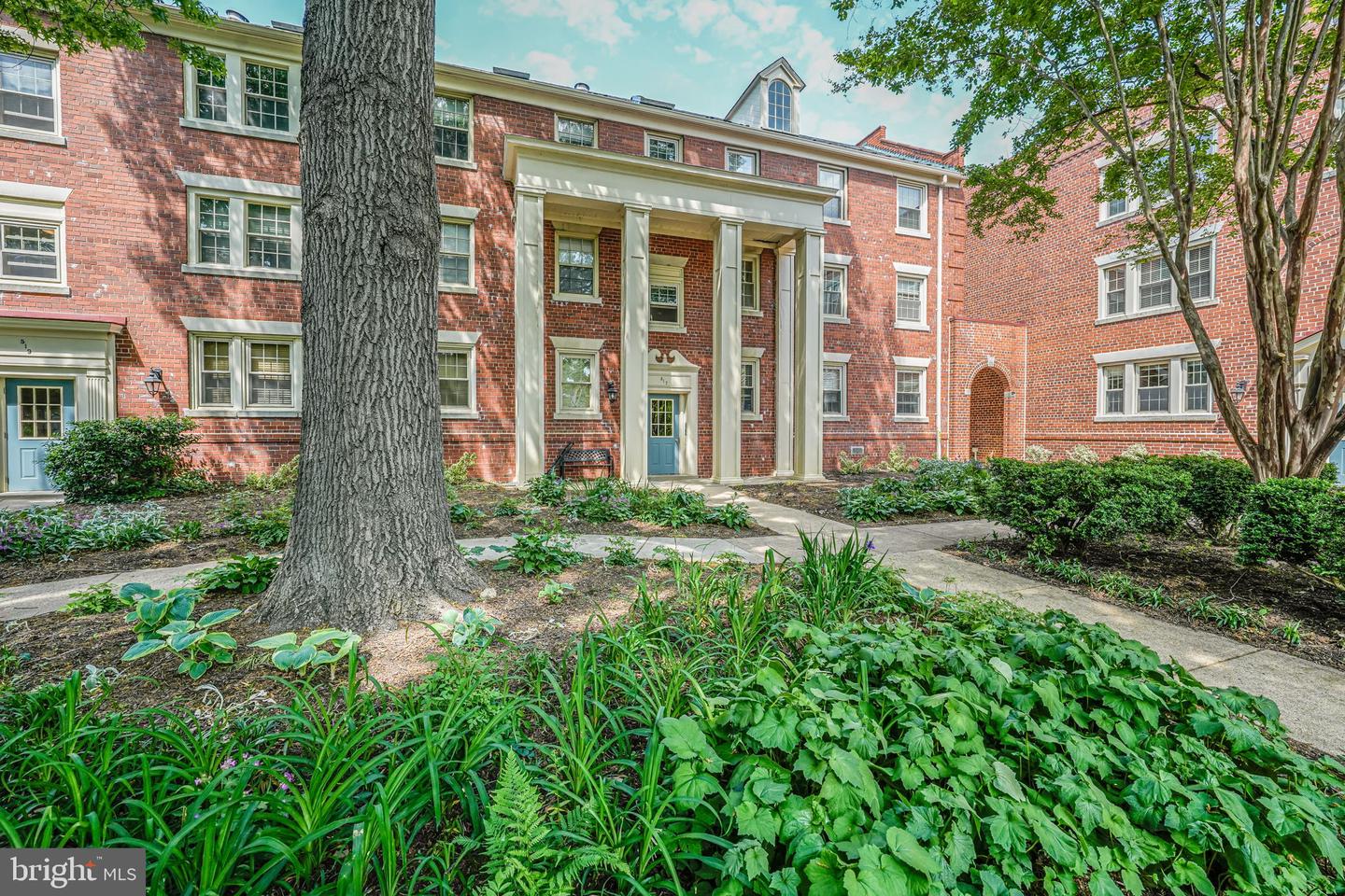 517 BASHFORD LN #5, ALEXANDRIA, Virginia 22314, 1 Bedroom Bedrooms, ,1 BathroomBathrooms,Residential,For sale,517 BASHFORD LN #5,VAAX2044768 MLS # VAAX2044768