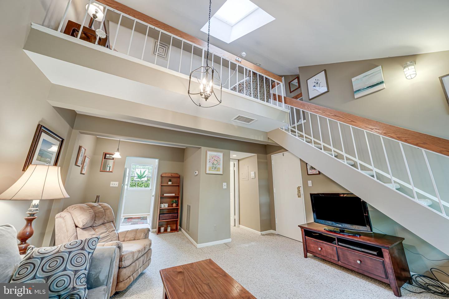 517 BASHFORD LN #5, ALEXANDRIA, Virginia 22314, 1 Bedroom Bedrooms, ,1 BathroomBathrooms,Residential,For sale,517 BASHFORD LN #5,VAAX2044768 MLS # VAAX2044768