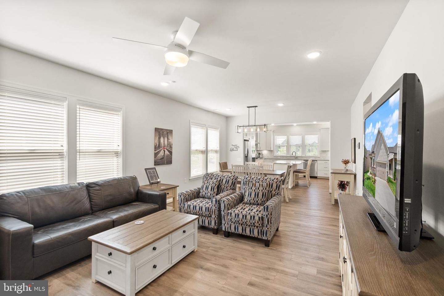 6248 ZINNIA LN, HAYMARKET, Virginia 20169, 3 Bedrooms Bedrooms, ,3 BathroomsBathrooms,Residential,For sale,6248 ZINNIA LN,VAPW2093500 MLS # VAPW2093500