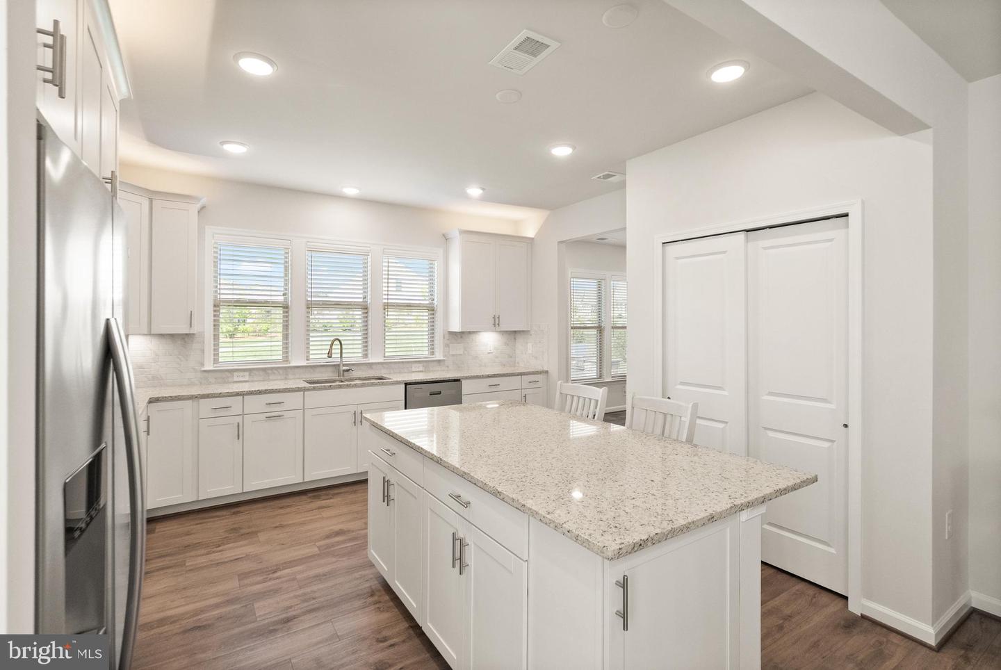 6248 ZINNIA LN, HAYMARKET, Virginia 20169, 3 Bedrooms Bedrooms, ,3 BathroomsBathrooms,Residential,For sale,6248 ZINNIA LN,VAPW2093500 MLS # VAPW2093500