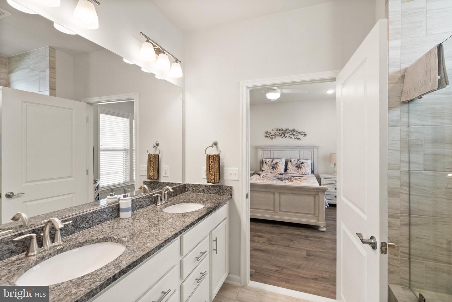 6248 ZINNIA LN, HAYMARKET, Virginia 20169, 3 Bedrooms Bedrooms, ,3 BathroomsBathrooms,Residential,For sale,6248 ZINNIA LN,VAPW2093500 MLS # VAPW2093500