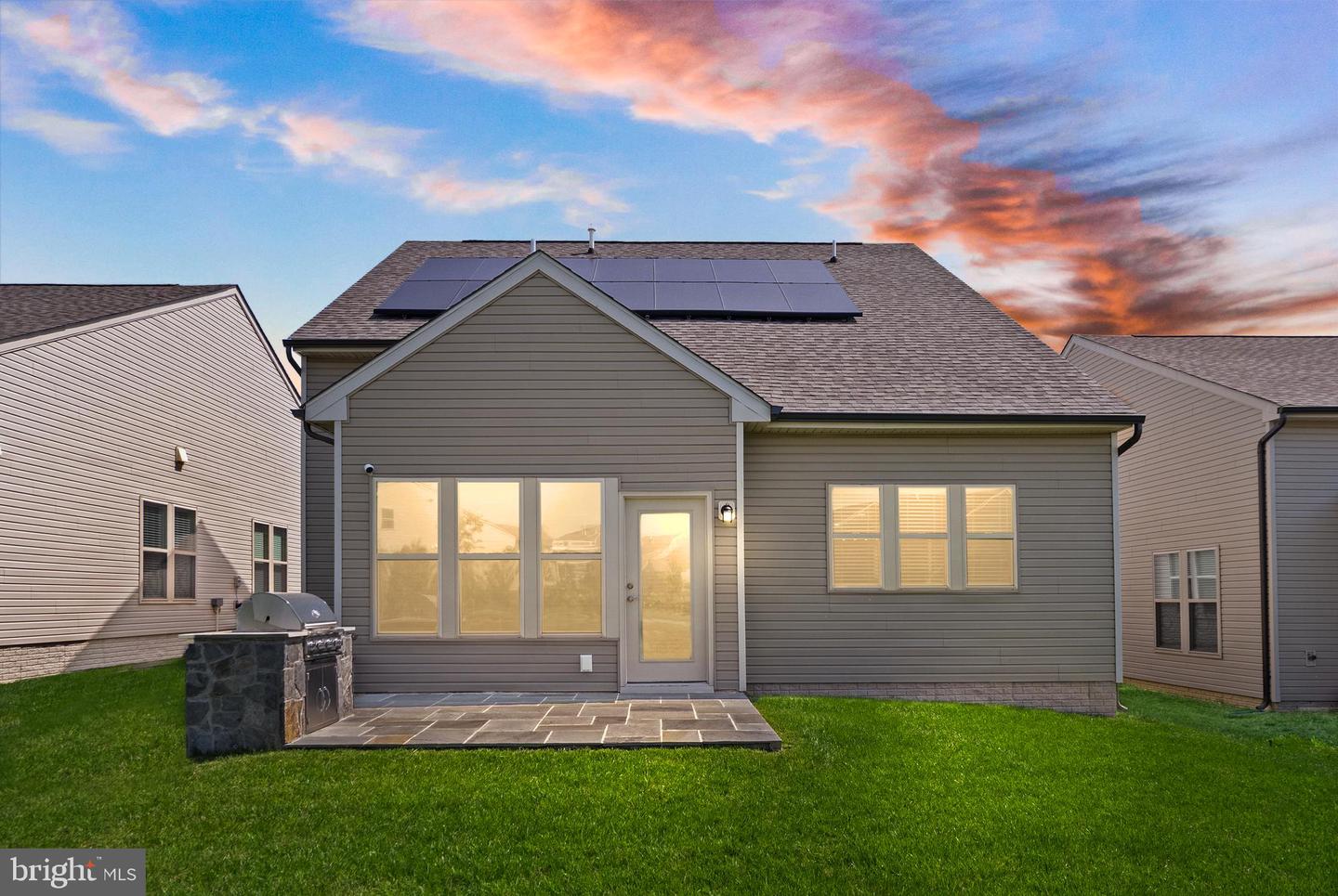 6248 ZINNIA LN, HAYMARKET, Virginia 20169, 3 Bedrooms Bedrooms, ,3 BathroomsBathrooms,Residential,For sale,6248 ZINNIA LN,VAPW2093500 MLS # VAPW2093500