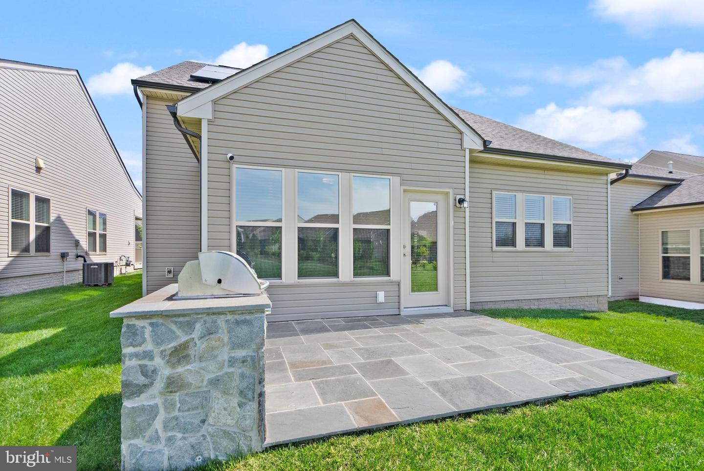 6248 ZINNIA LN, HAYMARKET, Virginia 20169, 3 Bedrooms Bedrooms, ,3 BathroomsBathrooms,Residential,For sale,6248 ZINNIA LN,VAPW2093500 MLS # VAPW2093500