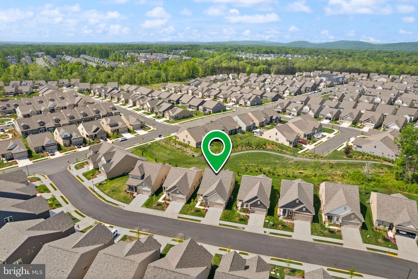 6248 ZINNIA LN, HAYMARKET, Virginia 20169, 3 Bedrooms Bedrooms, ,3 BathroomsBathrooms,Residential,For sale,6248 ZINNIA LN,VAPW2093500 MLS # VAPW2093500