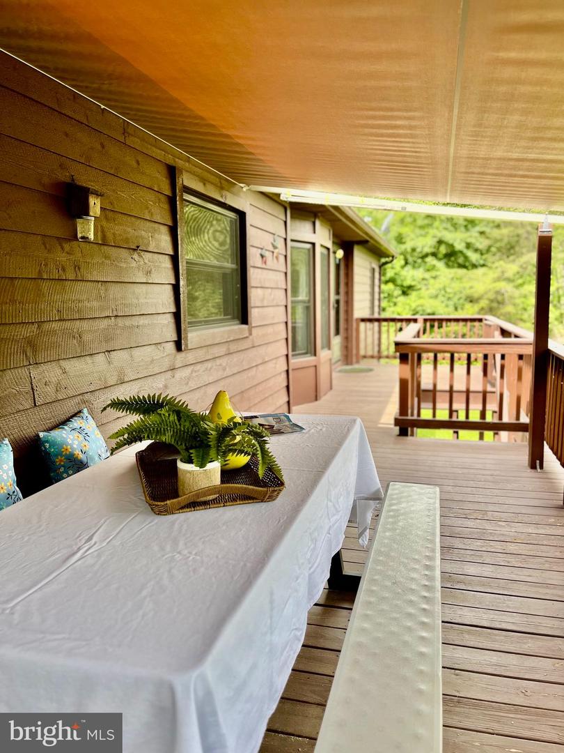 400 N FORK RIVER RD, SHENANDOAH, Virginia 22849, 3 Bedrooms Bedrooms, ,3 BathroomsBathrooms,Residential,For sale,400 N FORK RIVER RD,VAPA2004856 MLS # VAPA2004856