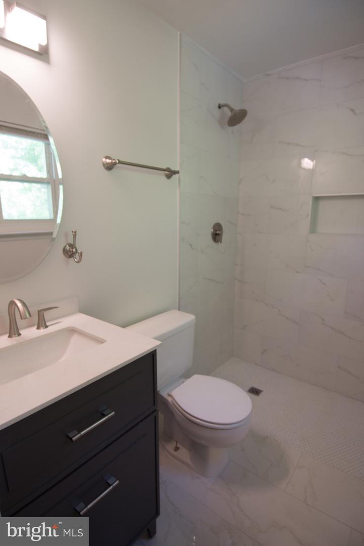 13483 PHOTO DR, WOODBRIDGE, Virginia 22193, 5 Bedrooms Bedrooms, 10 Rooms Rooms,3 BathroomsBathrooms,Residential,For sale,13483 PHOTO DR,VAPW2093542 MLS # VAPW2093542