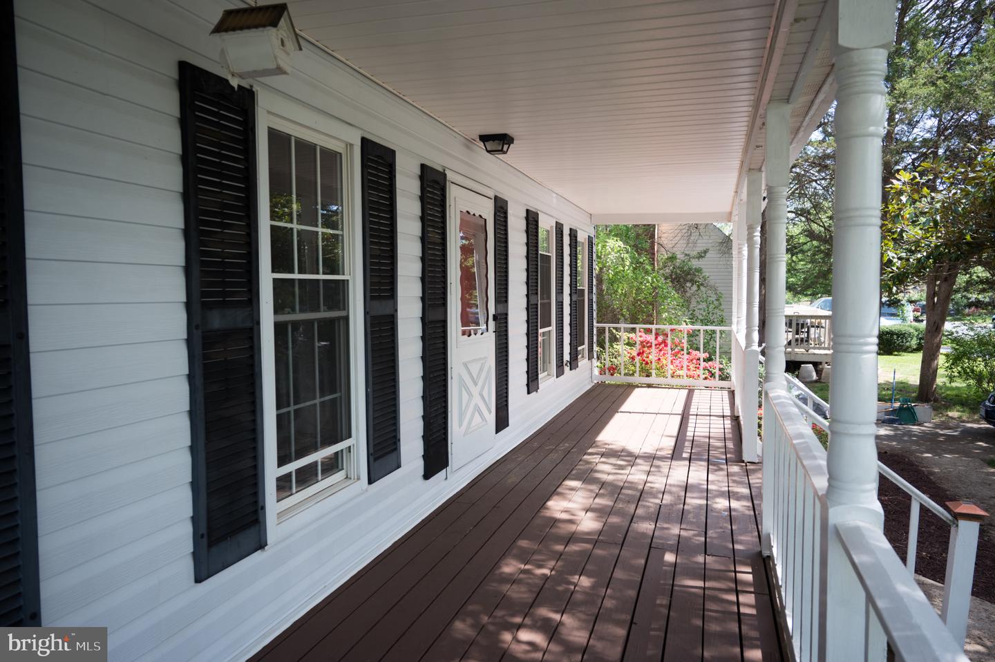 13483 PHOTO DR, WOODBRIDGE, Virginia 22193, 5 Bedrooms Bedrooms, 10 Rooms Rooms,3 BathroomsBathrooms,Residential,For sale,13483 PHOTO DR,VAPW2093542 MLS # VAPW2093542