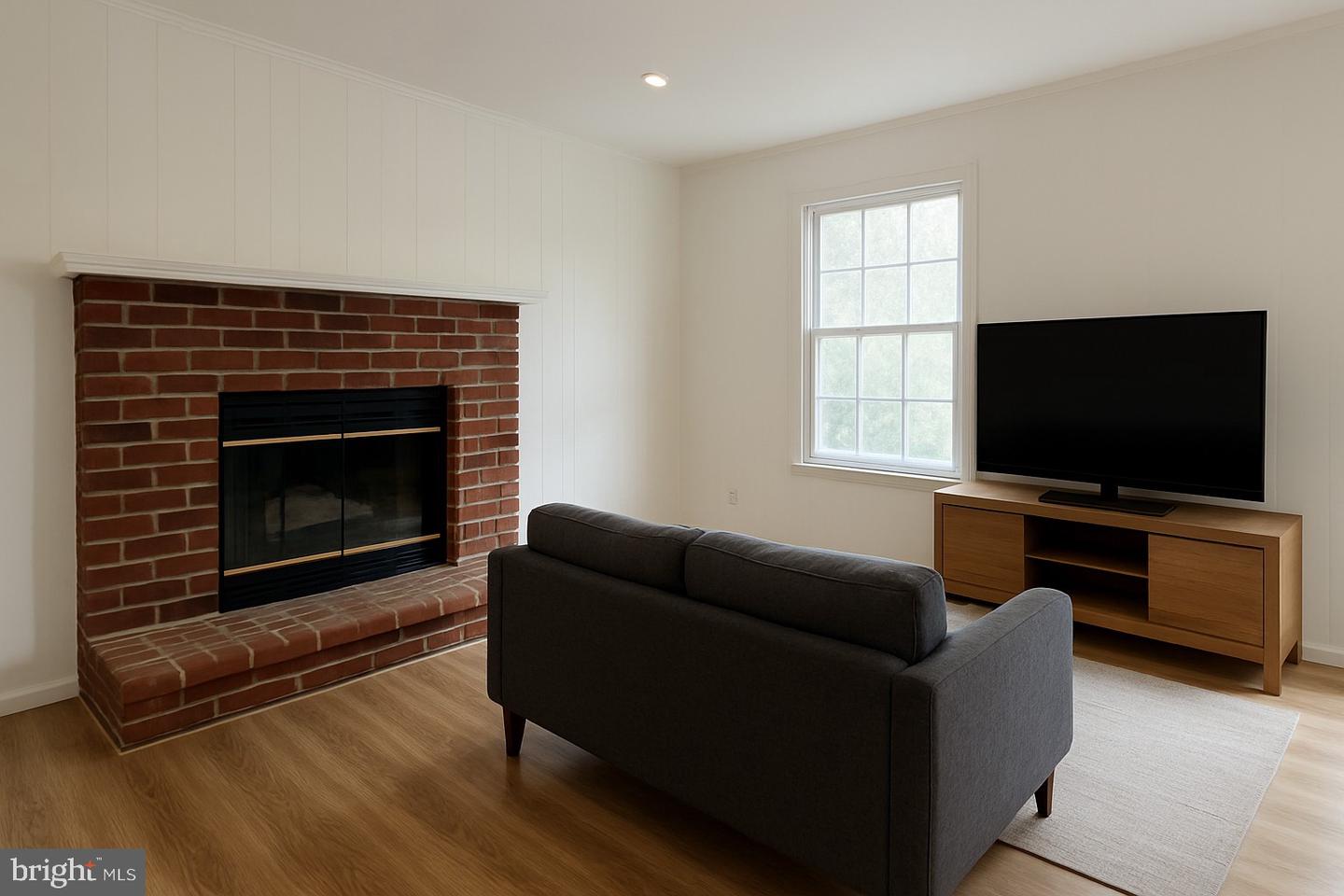 13483 PHOTO DR, WOODBRIDGE, Virginia 22193, 5 Bedrooms Bedrooms, 10 Rooms Rooms,3 BathroomsBathrooms,Residential,For sale,13483 PHOTO DR,VAPW2093542 MLS # VAPW2093542