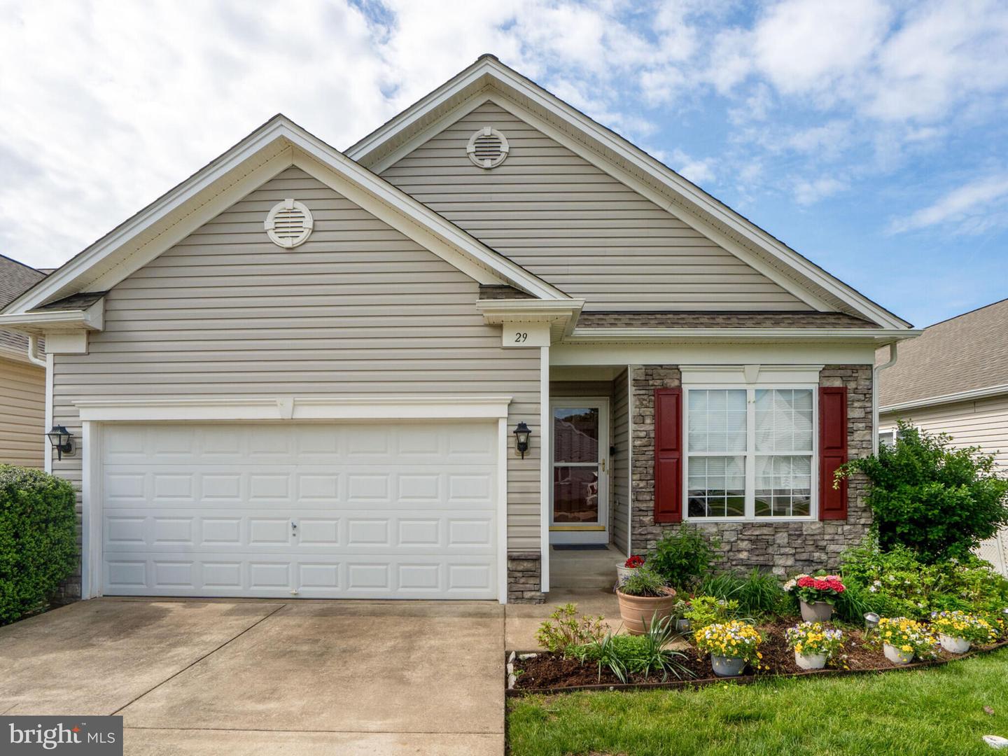 29 NORWOOD LN, FREDERICKSBURG, Virginia 22406, 3 Bedrooms Bedrooms, ,3 BathroomsBathrooms,Residential,For sale,29 NORWOOD LN,VAST2038396 MLS # VAST2038396