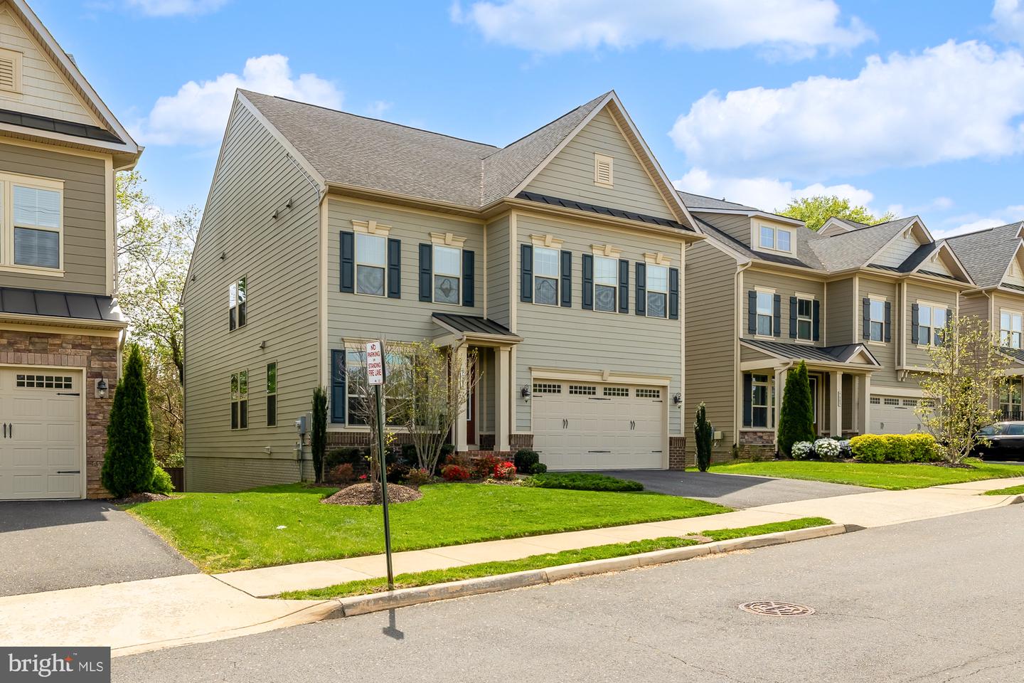 9087 BEAR BRANCH PL, FAIRFAX, Virginia 22031, 5 Bedrooms Bedrooms, ,4 BathroomsBathrooms,Residential,For sale,9087 BEAR BRANCH PL,VAFX2237850 MLS # VAFX2237850
