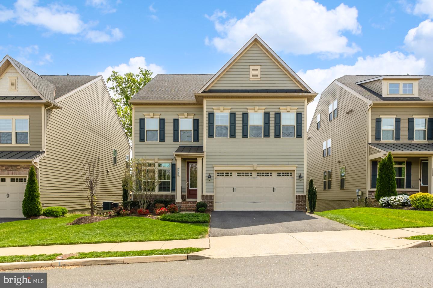 9087 BEAR BRANCH PL, FAIRFAX, Virginia 22031, 5 Bedrooms Bedrooms, ,4 BathroomsBathrooms,Residential,For sale,9087 BEAR BRANCH PL,VAFX2237850 MLS # VAFX2237850
