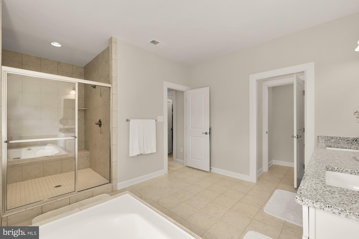 9087 BEAR BRANCH PL, FAIRFAX, Virginia 22031, 5 Bedrooms Bedrooms, ,4 BathroomsBathrooms,Residential,For sale,9087 BEAR BRANCH PL,VAFX2237850 MLS # VAFX2237850
