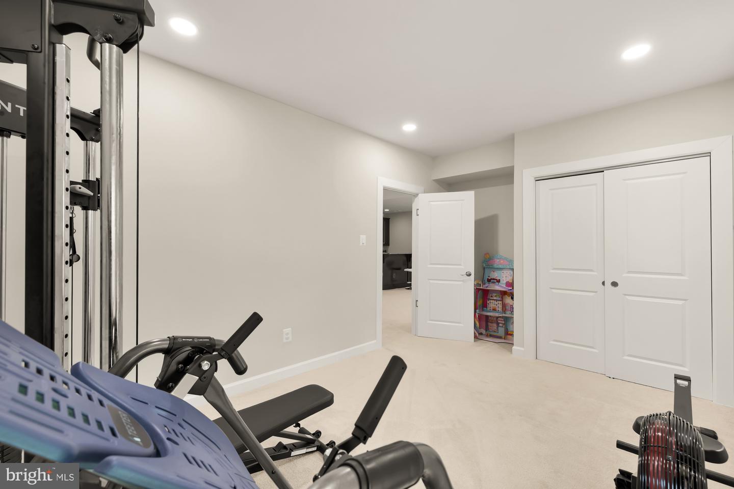 9087 BEAR BRANCH PL, FAIRFAX, Virginia 22031, 5 Bedrooms Bedrooms, ,4 BathroomsBathrooms,Residential,For sale,9087 BEAR BRANCH PL,VAFX2237850 MLS # VAFX2237850