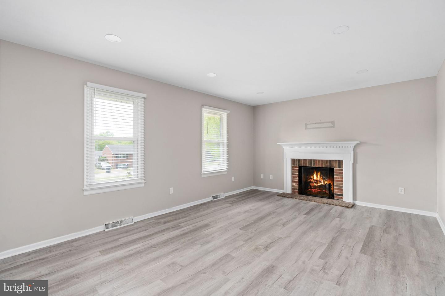 227 N RANDOLPH RD, FREDERICKSBURG, Virginia 22405, 3 Bedrooms Bedrooms, ,3 BathroomsBathrooms,Residential,For sale,227 N RANDOLPH RD,VAST2038408 MLS # VAST2038408