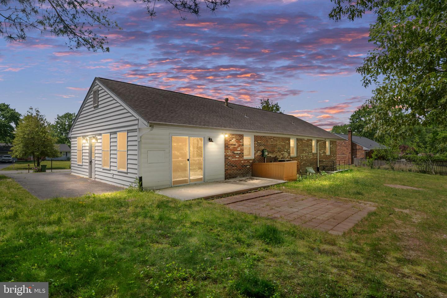 227 N RANDOLPH RD, FREDERICKSBURG, Virginia 22405, 3 Bedrooms Bedrooms, ,3 BathroomsBathrooms,Residential,For sale,227 N RANDOLPH RD,VAST2038408 MLS # VAST2038408