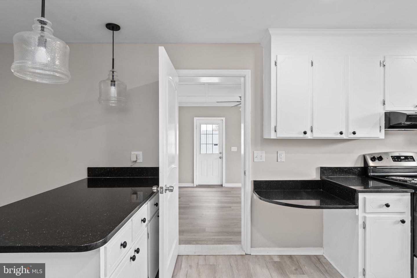 227 N RANDOLPH RD, FREDERICKSBURG, Virginia 22405, 3 Bedrooms Bedrooms, ,3 BathroomsBathrooms,Residential,For sale,227 N RANDOLPH RD,VAST2038408 MLS # VAST2038408
