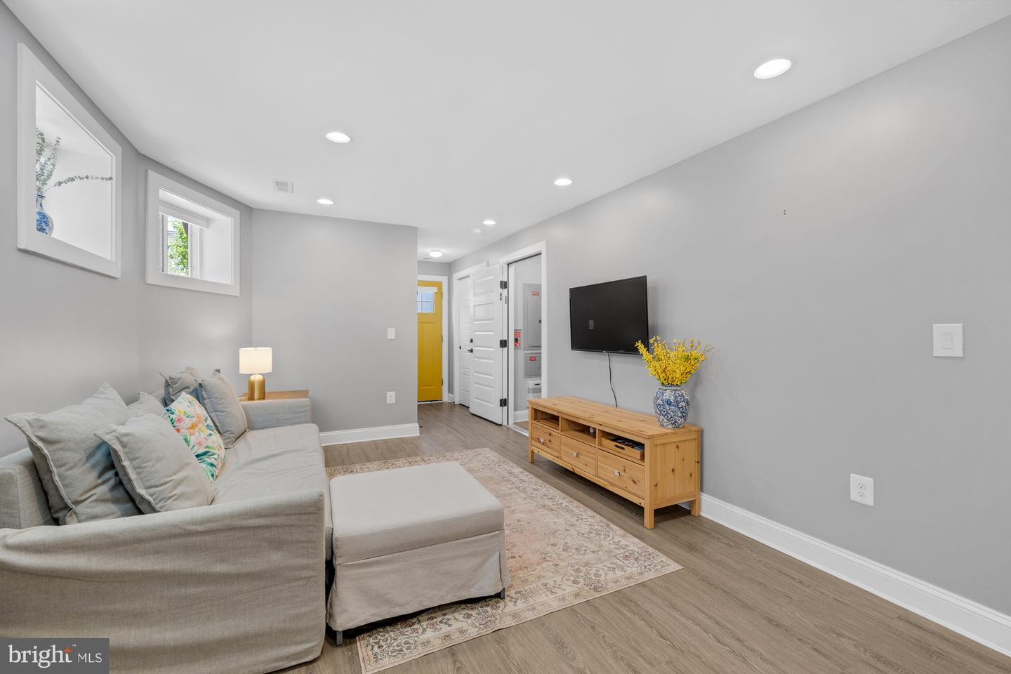 1007 OTIS ST NE, WASHINGTON, District Of Columbia 20017, 6 Bedrooms Bedrooms, ,3 BathroomsBathrooms,Residential,For sale,1007 OTIS ST NE,DCDC2198248 MLS # DCDC2198248