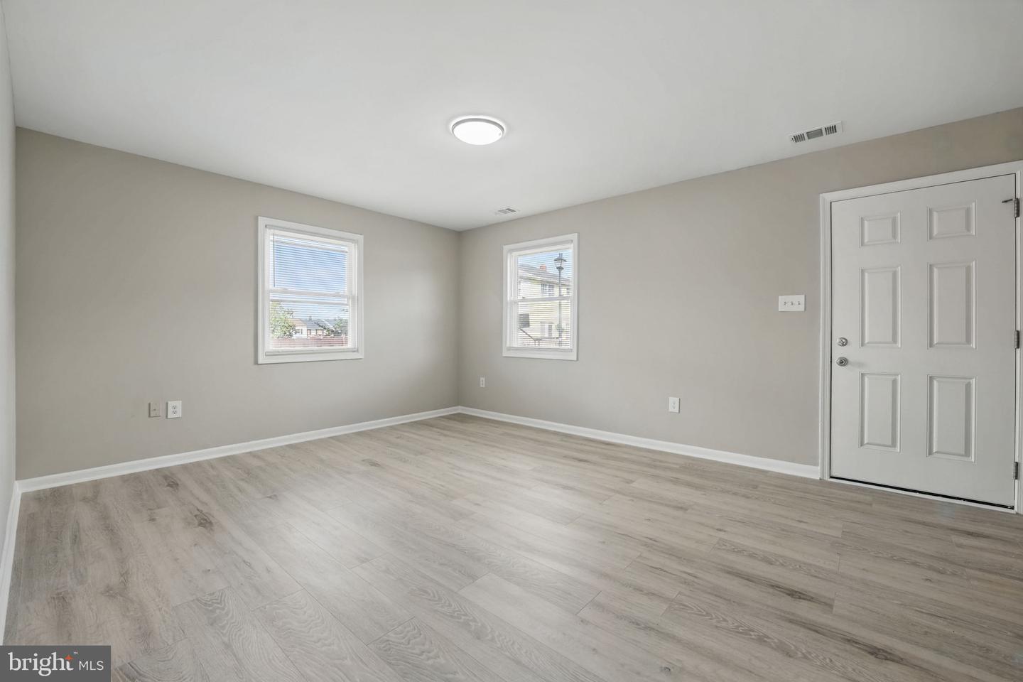 1612 FORT FISHER CT, DUMFRIES, Virginia 22026, 4 Bedrooms Bedrooms, ,2 BathroomsBathrooms,Residential,For sale,1612 FORT FISHER CT,VAPW2093670 MLS # VAPW2093670