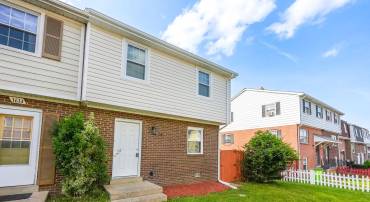 1612 FORT FISHER CT, DUMFRIES, Virginia 22026, 4 Bedrooms Bedrooms, ,2 BathroomsBathrooms,Residential,For sale,1612 FORT FISHER CT,VAPW2093670 MLS # VAPW2093670